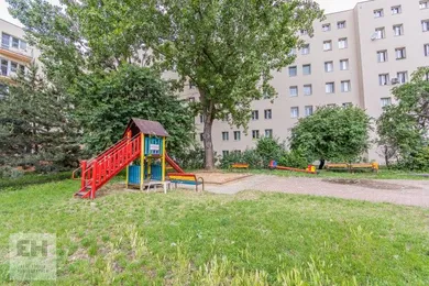 Na prenájom 2-izbový byt, 66 m², Bratislava-Nové Mesto, Trnavska cesta