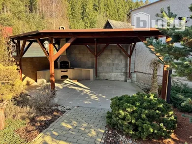 Na predaj 4-izbový dom, 250 m², Kunerad, Hlavná