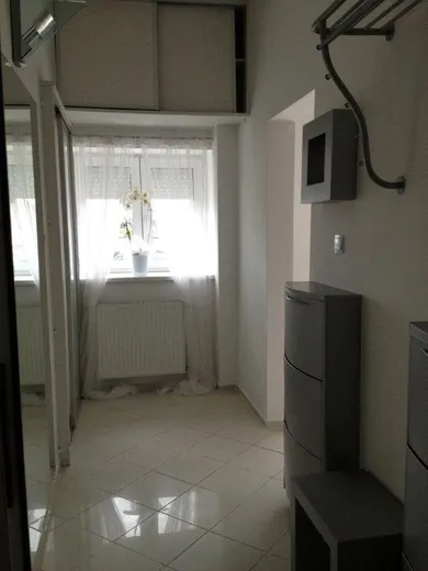 Na prenájom 2-izbový byt, 57 m², Pezinok, Moyzesova