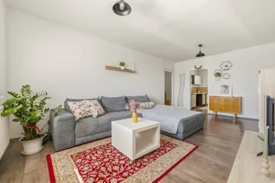Na predaj 3-izbový byt, 67 m², Smolenice, Štúrova