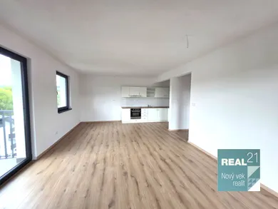 Na predaj 2-izbový byt, 56 m², Považská Bystrica