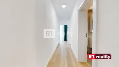 Na prenájom 2-izbový byt, 53 m², Piešťany, Šafárikova