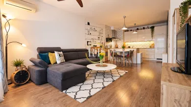 Eladó lakások, 2-szobás, Bratislava-Petržalka · €274 900