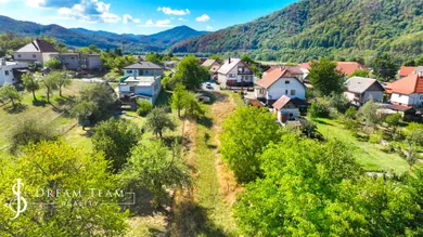 Na predaj pozemok, 50 m², Voznica