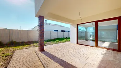 Na predaj dom, 90 m², Dunajský Klátov