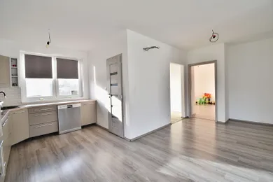 Na predaj dom, Veľký Meder, Lastovičková