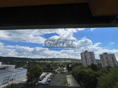 Na predaj 1-izbový byt, 33 m², Bratislava-Dúbravka, Sekurisova