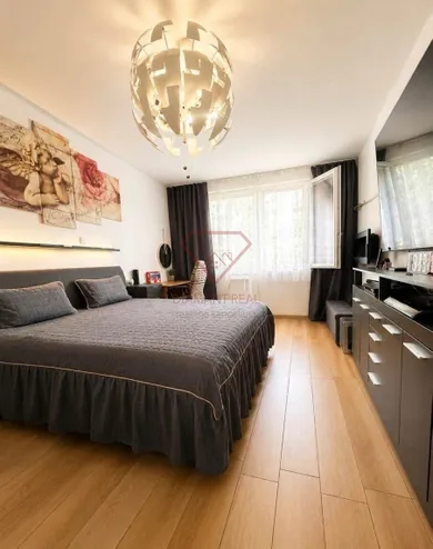 Na predaj 2-izbový byt, 65 m², Šaľa, Jazerná