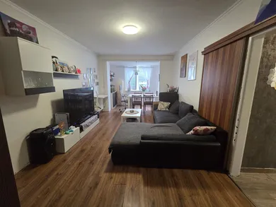 Na predaj 3-izbový byt, 76 m², Nová Dedinka, Tomášovská