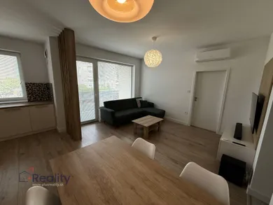 Na prenájom 2-izbový byt, 64 m², Dunajská Streda