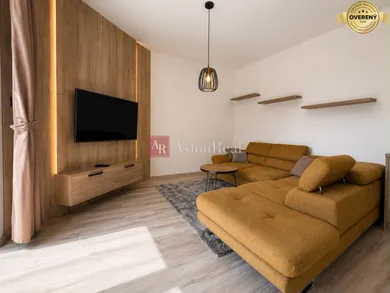 Na predaj 3-izbový byt, 79 m², Liptovský Mikuláš