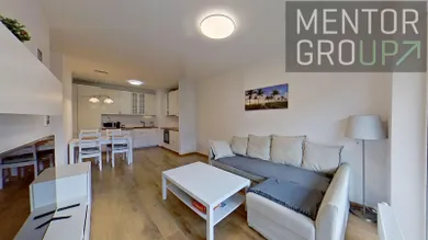 Na prenájom 2-izbový byt, 51 m², Bratislava-Petržalka, Fialová