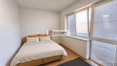 Na predaj 2-izbový byt, 60 m², Kežmarok, Kostolné námestie