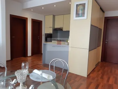 Byty na prenájom 3-izbový, Bratislava-Podunajské Biskupice · €900