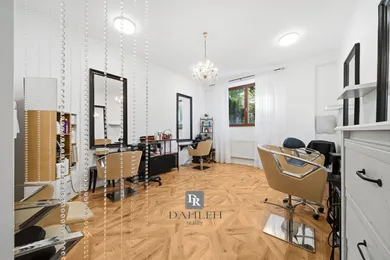 Na predaj komerčné, 60 m², Bratislava-Staré Mesto, Dunajská