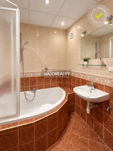 Na predaj 3-izbový byt, 63 m², Prievidza