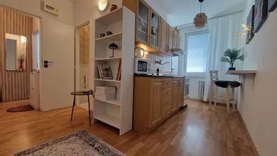 Na prenájom 2-izbový byt, 48 m², Piešťany, 8. mája