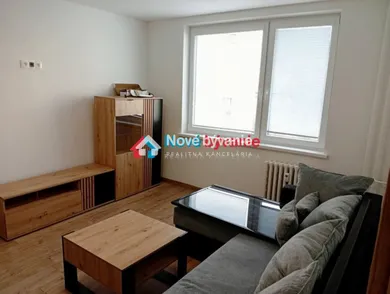 Mieszkania na wynajem, 2-pokojowe, Humenné · €430