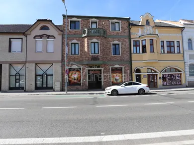 Kiadó kereskedelmi ingatlanok, Dunajská Streda · €800