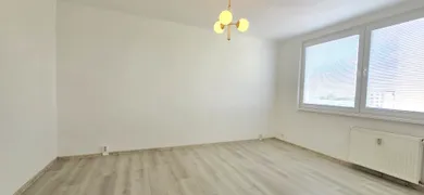 Na prenájom 1-izbový byt, 34 m², Šaľa, Nešporova