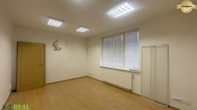 Na prenájom 7-izbový dom, 300 m², Bratislava-Ružinov, Mierová
