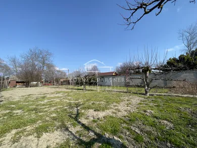 Na predaj pozemok v Komárno · €95 000 · Pôvodný stav