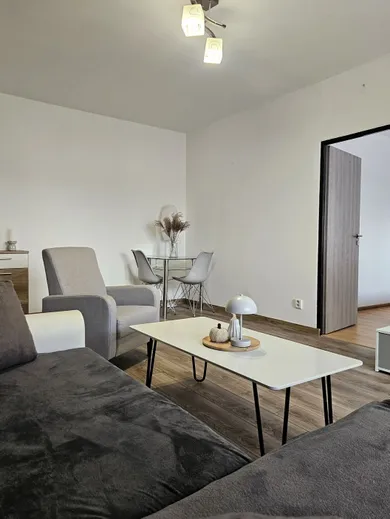 Na prenájom 3-izbový byt, 65 m², Čadca, Mierová