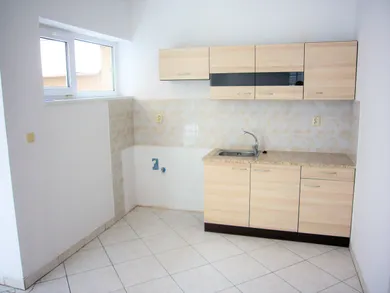 Na prenájom dom, 350 m², Bratislava-Podunajské Biskupice, Orenburská