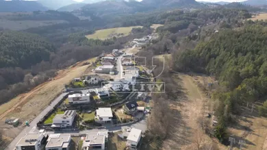Na predaj dom v Banská Bystrica · €470 000 · Novostavba