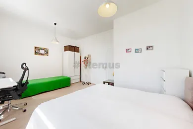 Na predaj 4-izbový byt, 137 m², Bratislava-Staré Mesto, Paulínyho