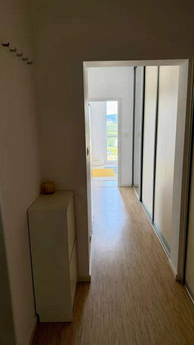 Na prenájom 2-izbový byt, 51 m², Bratislava-Petržalka, Bosákova