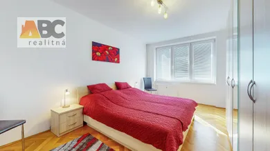 Na predaj 2-izbový byt, 53 m², Zvolen, I. Lihoveckého
