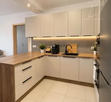 Na prenájom 2-izbový byt, 58 m², Bratislava-Podunajské Biskupice