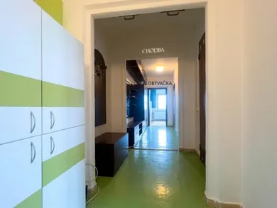 Na predaj 2-izbový byt, 68 m², Bánovce nad Bebravou