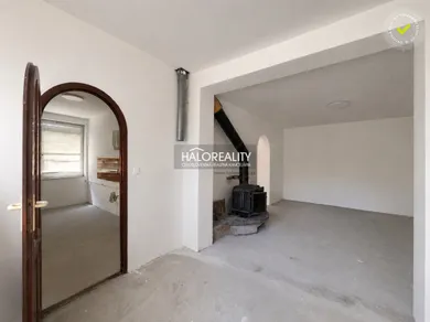 Na predaj dom, 85 m², Kolárovo