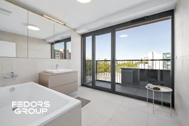Na predaj 4-izbový byt, 114 m², Bratislava-Ružinov, Mierová