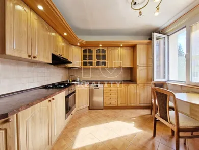 Mieszkania na sprzedaż, 3-pokojowe, Topoľčany · €133 900