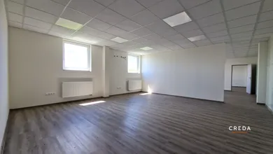 Na prenájom objekt, 96 m², Zlaté Moravce, Beňadická cesta