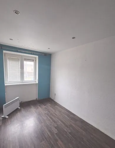 Na predaj 3-izbový byt, 63 m², Komárno, Ul. priateľstva