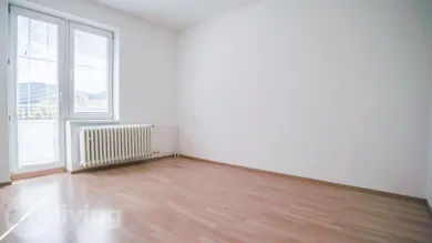 Na predaj 2-izbový byt, 54 m², Nová Dubnica, Sad kpt. Nálepku