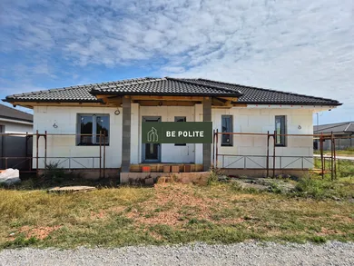 Eladó házak, Vráble · €190 500