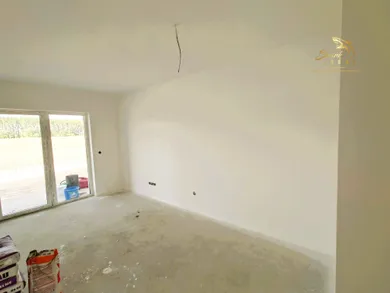 Na predaj 3-izbový byt, 80 m², Veľký Meder
