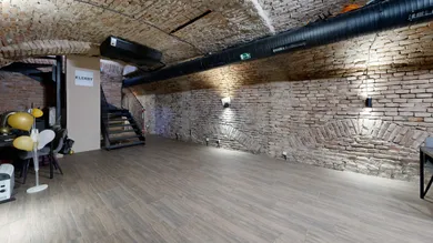 Na prenájom komerčné, 123 m², Trnava, Halenárska