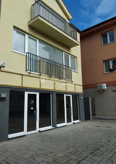Na prenájom komerčné, 150 m², Nové Zámky, Michalská bašta