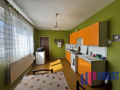 Na predaj 4-izbový dom, Brodské, Štúrova