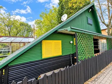 Дачные дома на продажу, Lozorno · €149 500