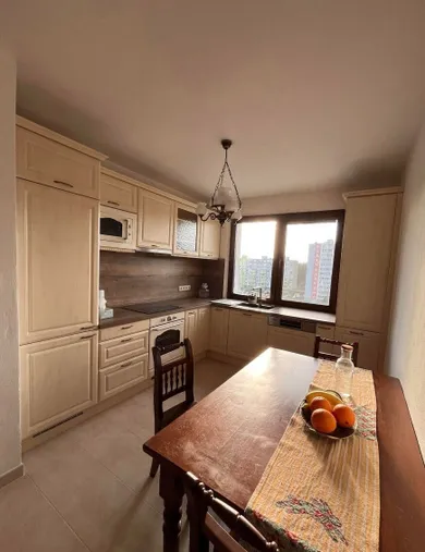 Na predaj 3-izbový byt, 66 m², Bratislava-Karlova Ves, Beniakova