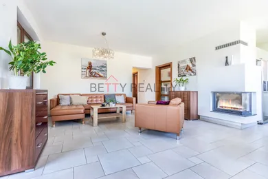 Na predaj dom v Slovenský Grob · €426 000 · Novostavba