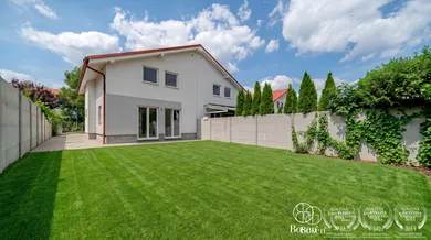 Domy na predaj 5-izbový, Bratislava-Rača · €419 900