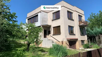 Domy na sprzedaż, 5-pokojowe, Prešov · €250 000